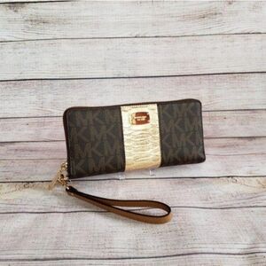 Michael Kors Signature Continental Zip Around Wallet Wristlet Metallic Logo